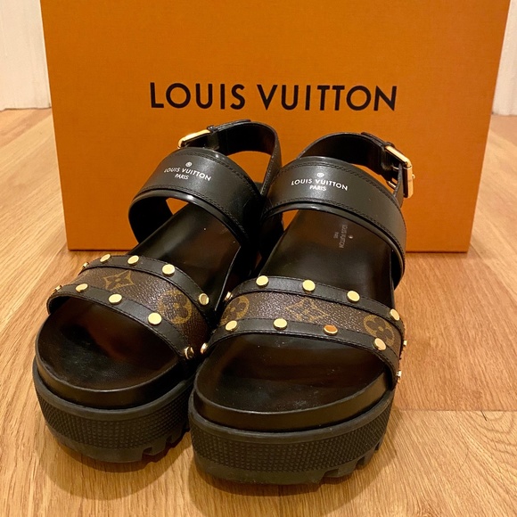 louis vuitton laureate platform sandal